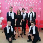 Призер-конкурса-Ксения-Домарева-со-своей-группой-поддержки